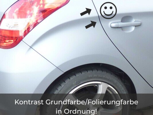 So ist es optimal: dunkle Fahrzeugfarbe und dann Folierung